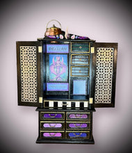 Load image into Gallery viewer, Third Eye Magik Delilah Dragoness Spell Box Large