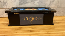 Load image into Gallery viewer, Third Eye Magik Lion Young Beginner Spell Box