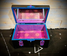 Load image into Gallery viewer, Third Eye Magik Young Beginner Element Spell Box
