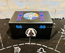 Load image into Gallery viewer, Third Eye Magik Young Beginner Element Spell Box