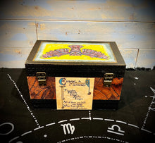 Load image into Gallery viewer, Third Eye Magik Owl Spell Box