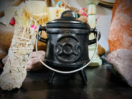 Triple Moon Cast-Iron Black Cauldron 4.5