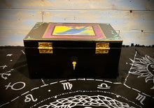Load image into Gallery viewer, Third Eye Magik Raven Spell Box
